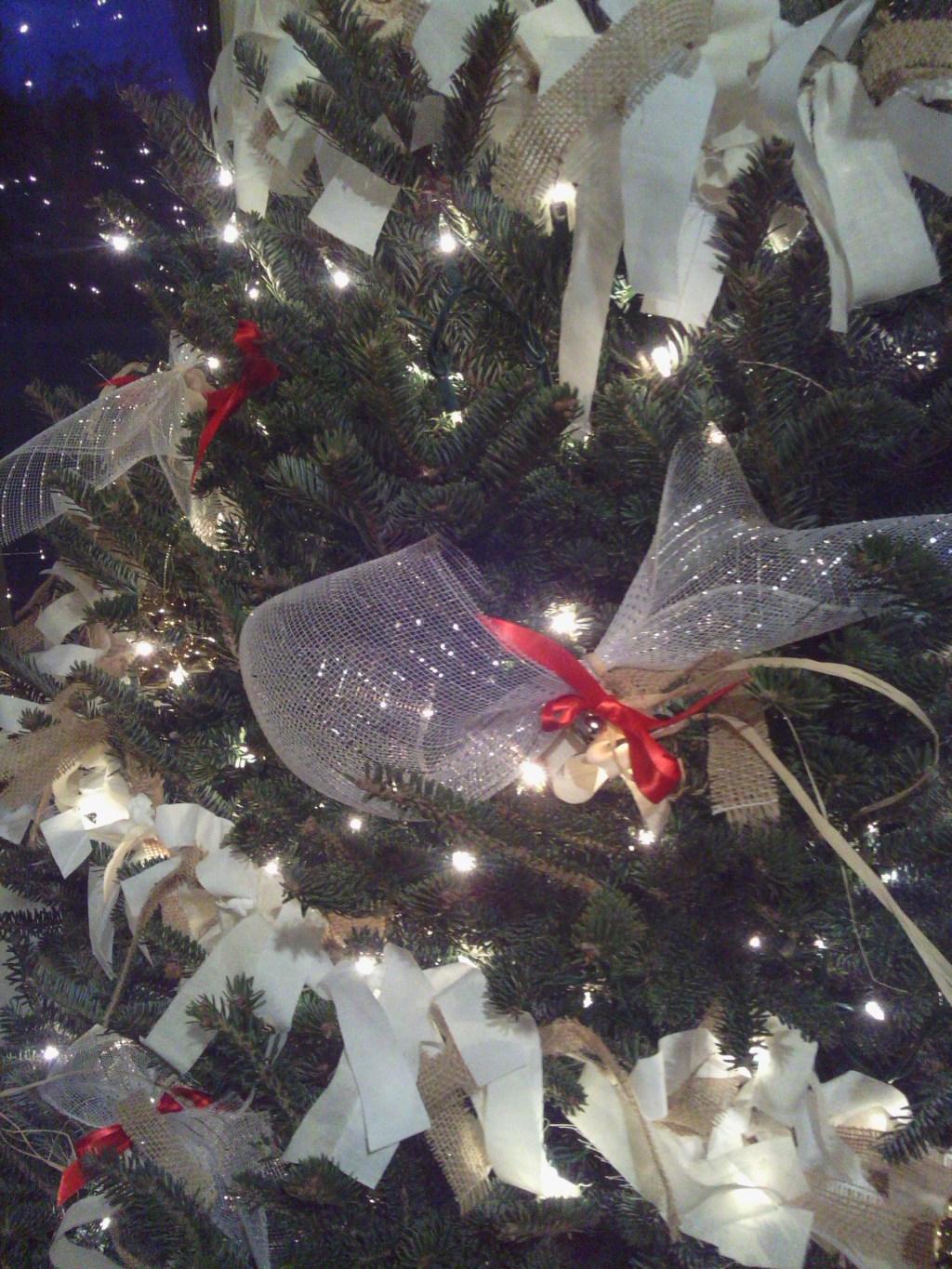 Ragtime Burlap Garland