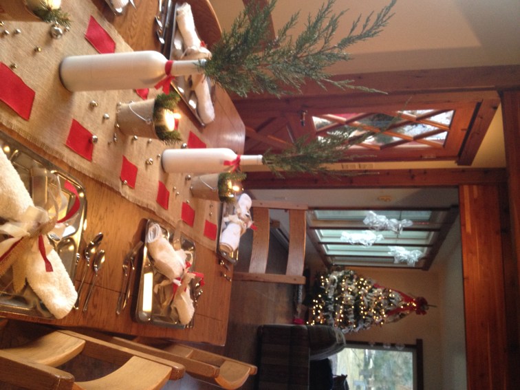 Burlap Christmas Tablescape